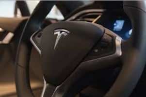 Fully Autonomous Tesla Drives Itself with Zero Human Intervention