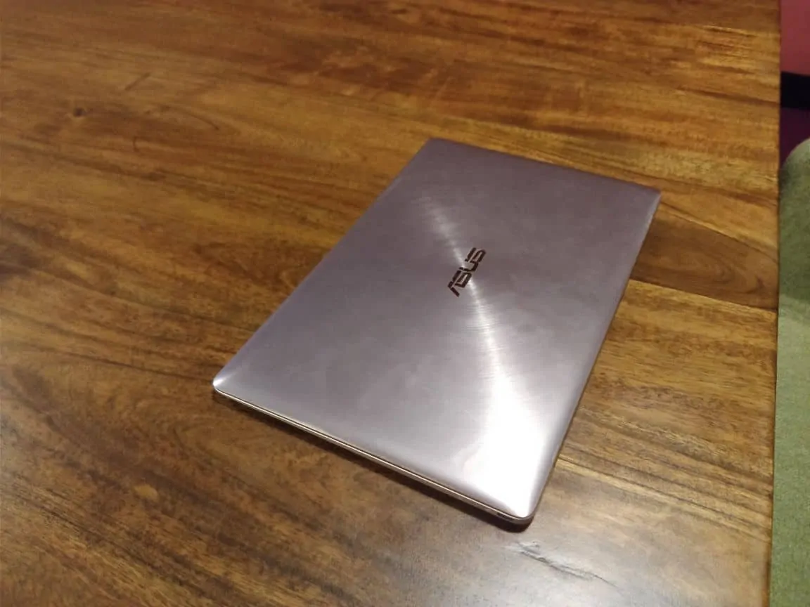 ASUS zenbook 3