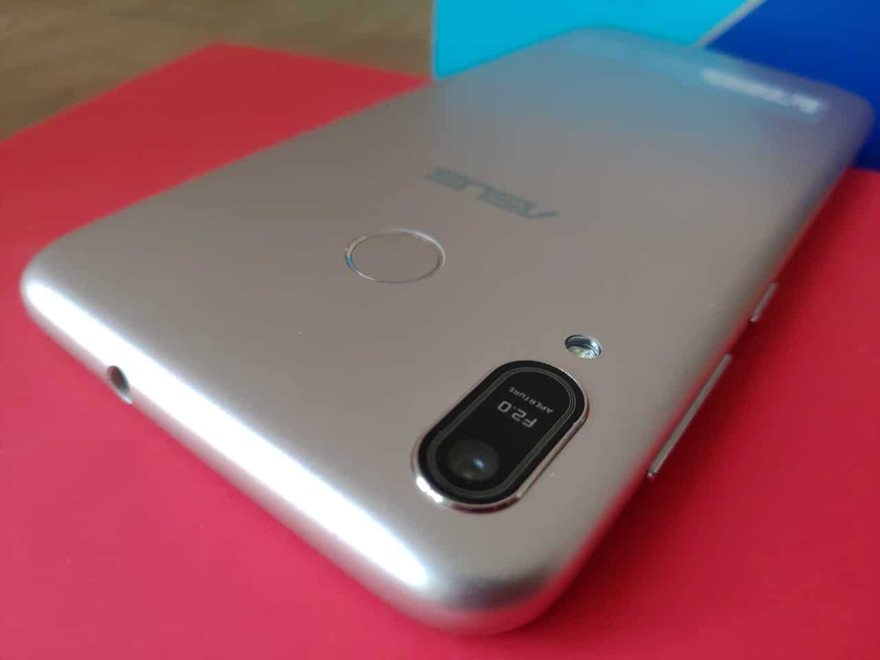 Asus Zenfone Max ZB556KL Review. - A Decent Budget Phone with good battery. 3